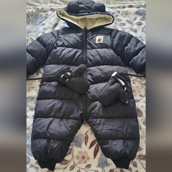 Amazon Other - Baby Toddler Winter Snowsuit Black Puffer One Piece Snow Suit with Mittens